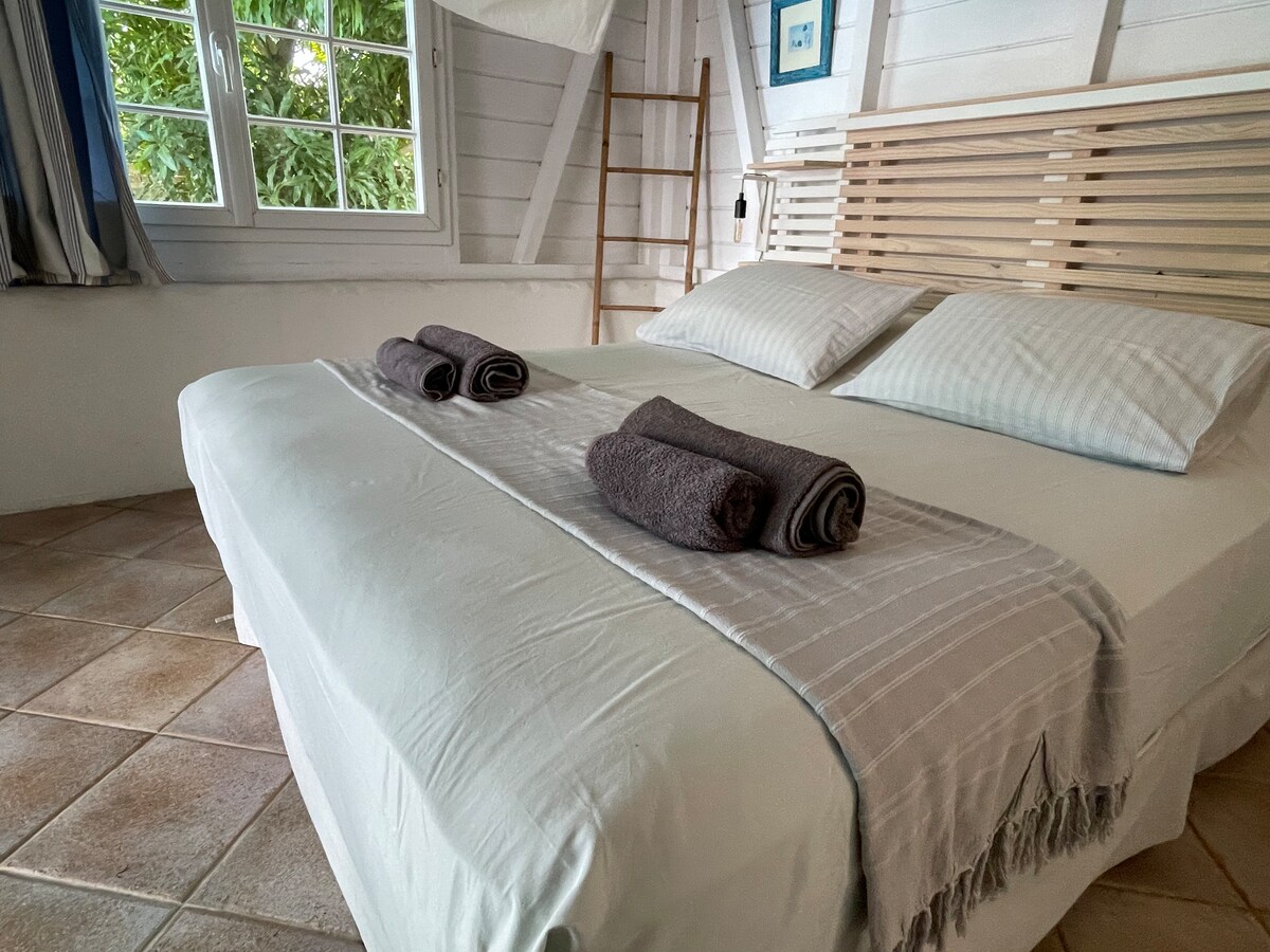 6b26ce2d-3d70-4a7a-86f7-33590e7fbb8f