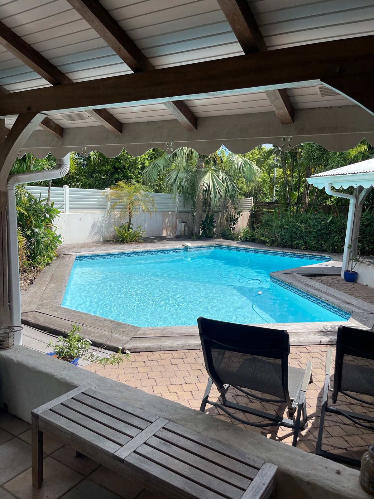 d9e63a23-11b9-4218-827f-b5e7cac4d84b